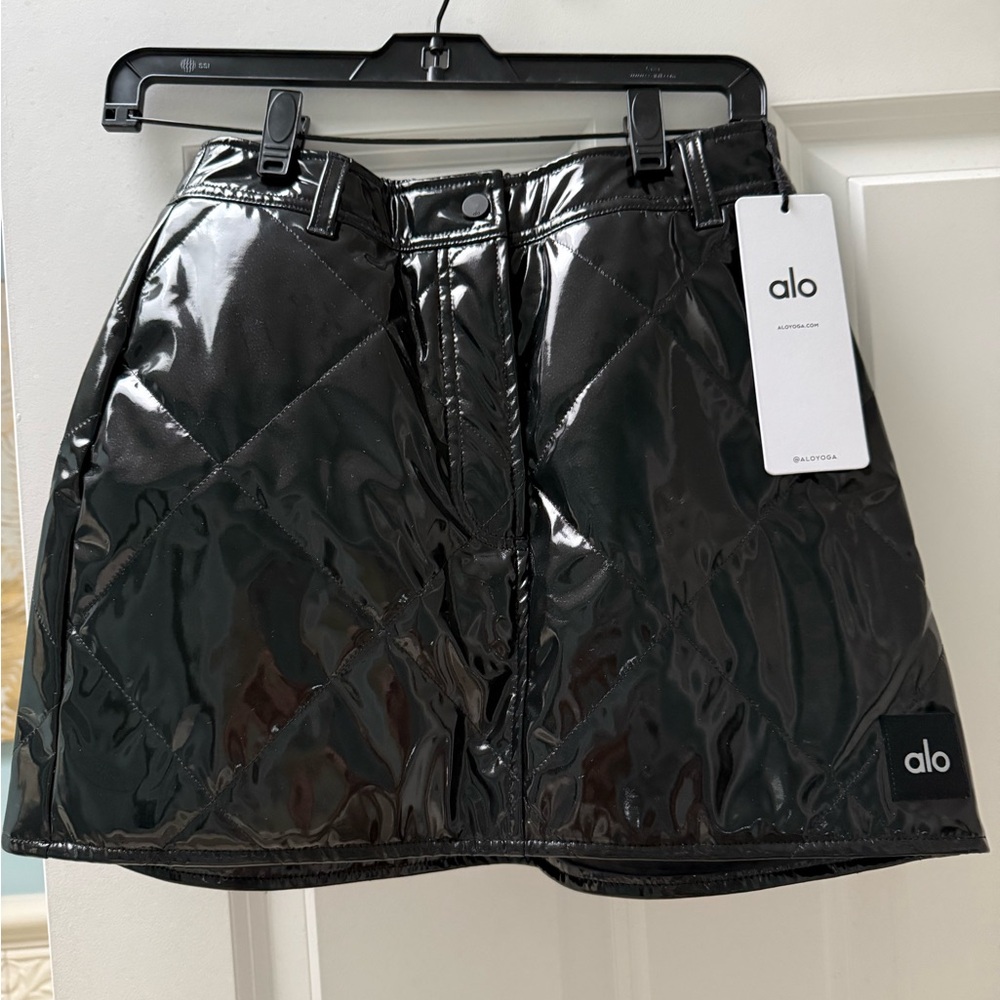 Snomoto Puffer Mini Skirt - ALO YOGA